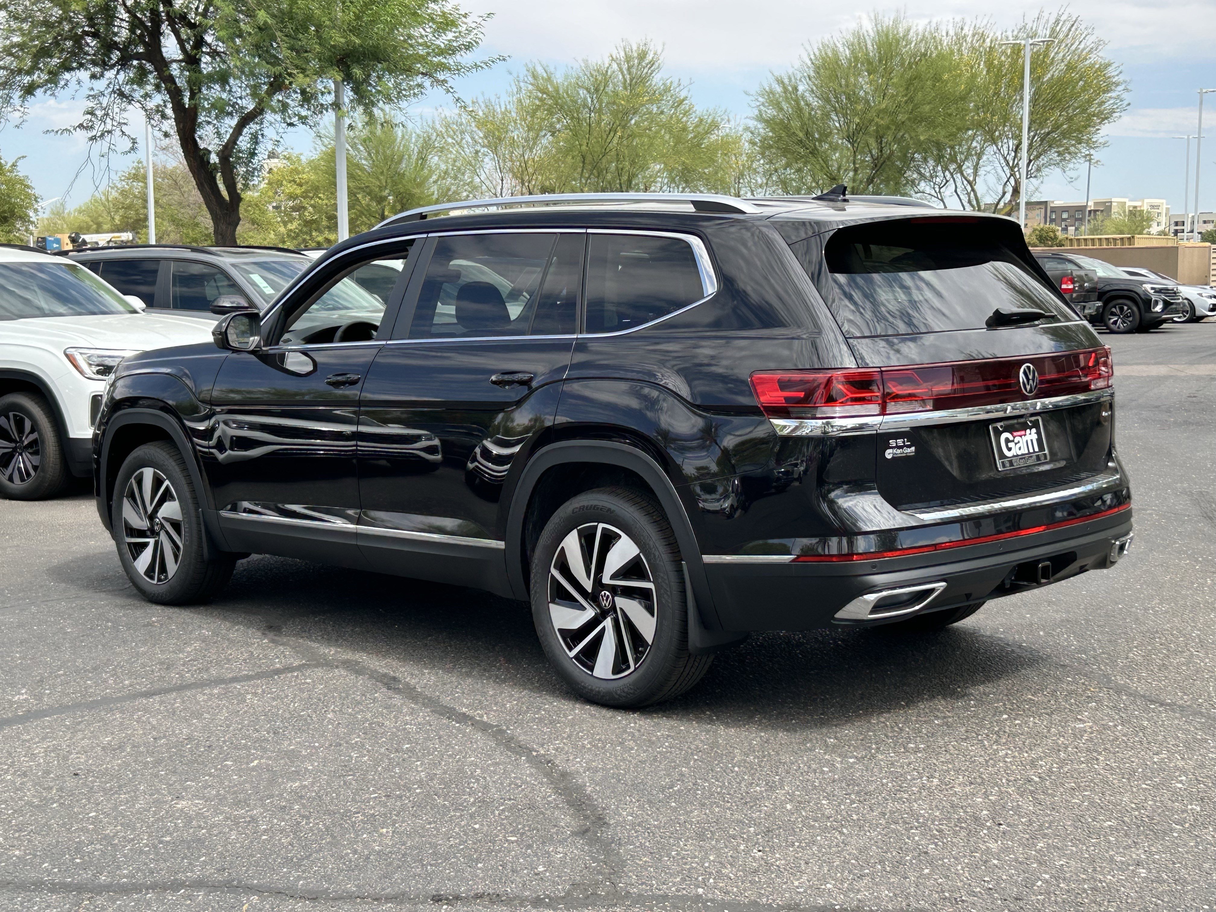 New 2026 Deep Black Pearl Volkswagen 2.0T SEL image 2