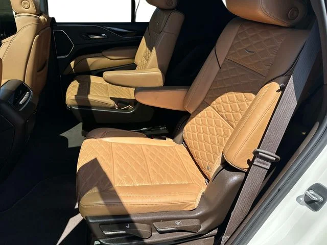 Used 2021 White Cadillac Premium Luxury image 11