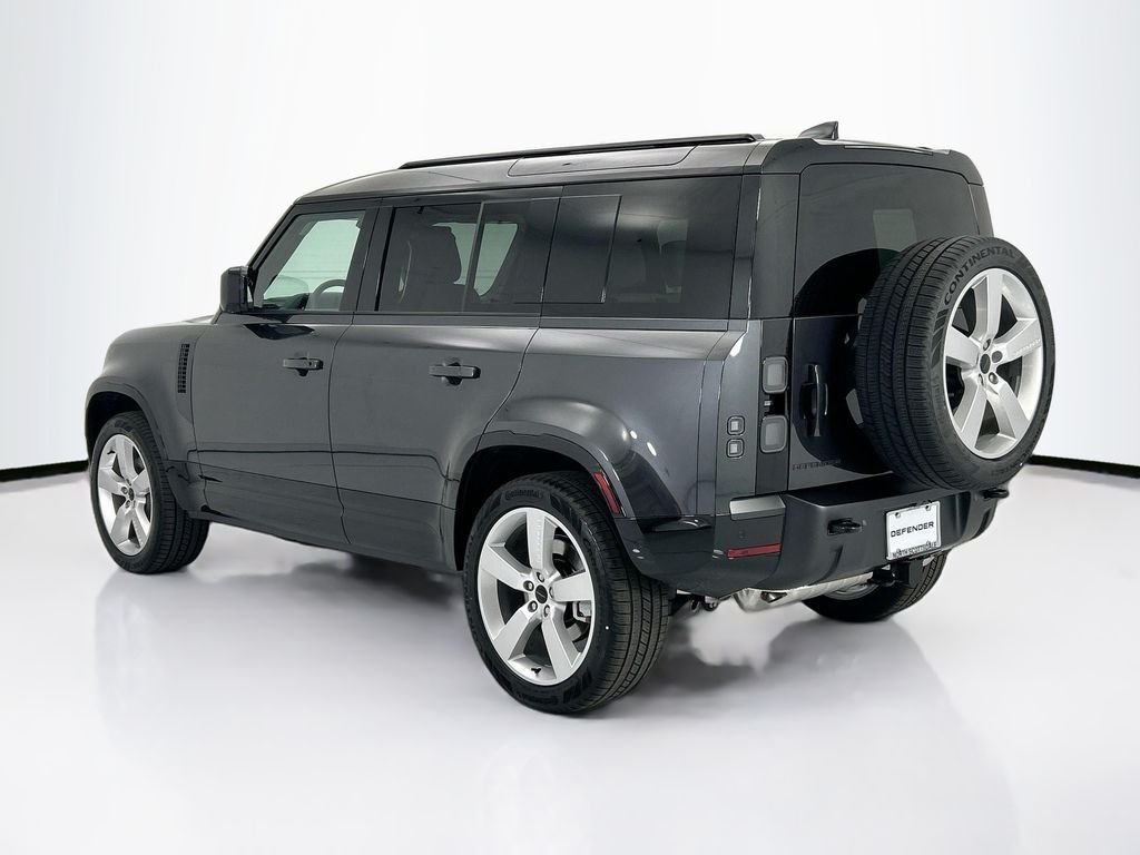 2026 Land Rover Defender X-Dynamic SE - Photo 7
