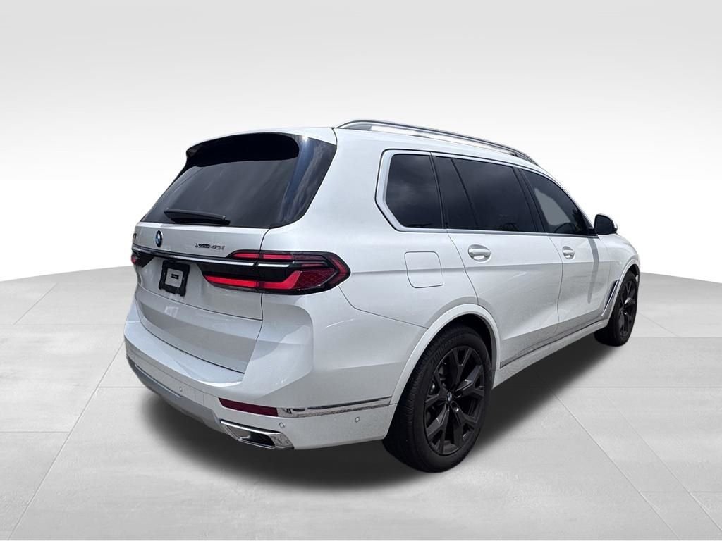 Used 2026 White BMW xDrive40i image 8