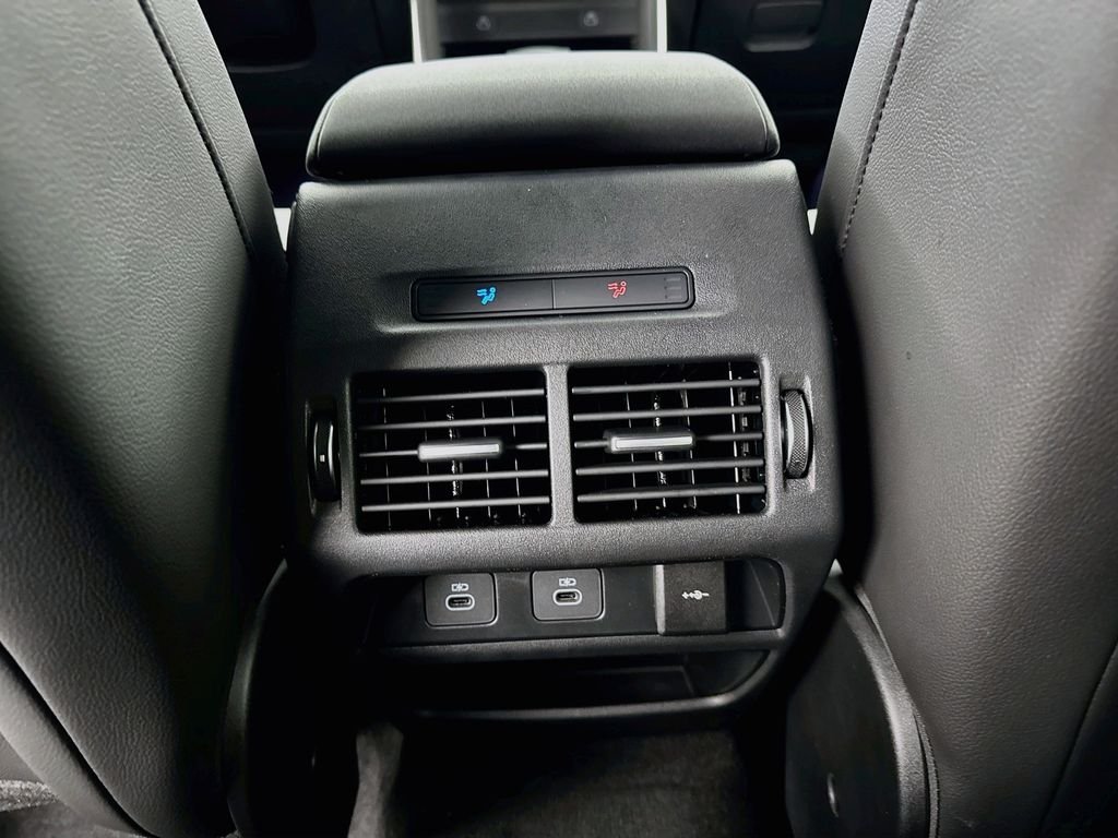 New 2026 Carpathian Grey Land Rover Landmark image 27