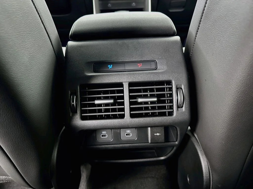 New 2026 Carpathian Grey Land Rover Landmark image 27