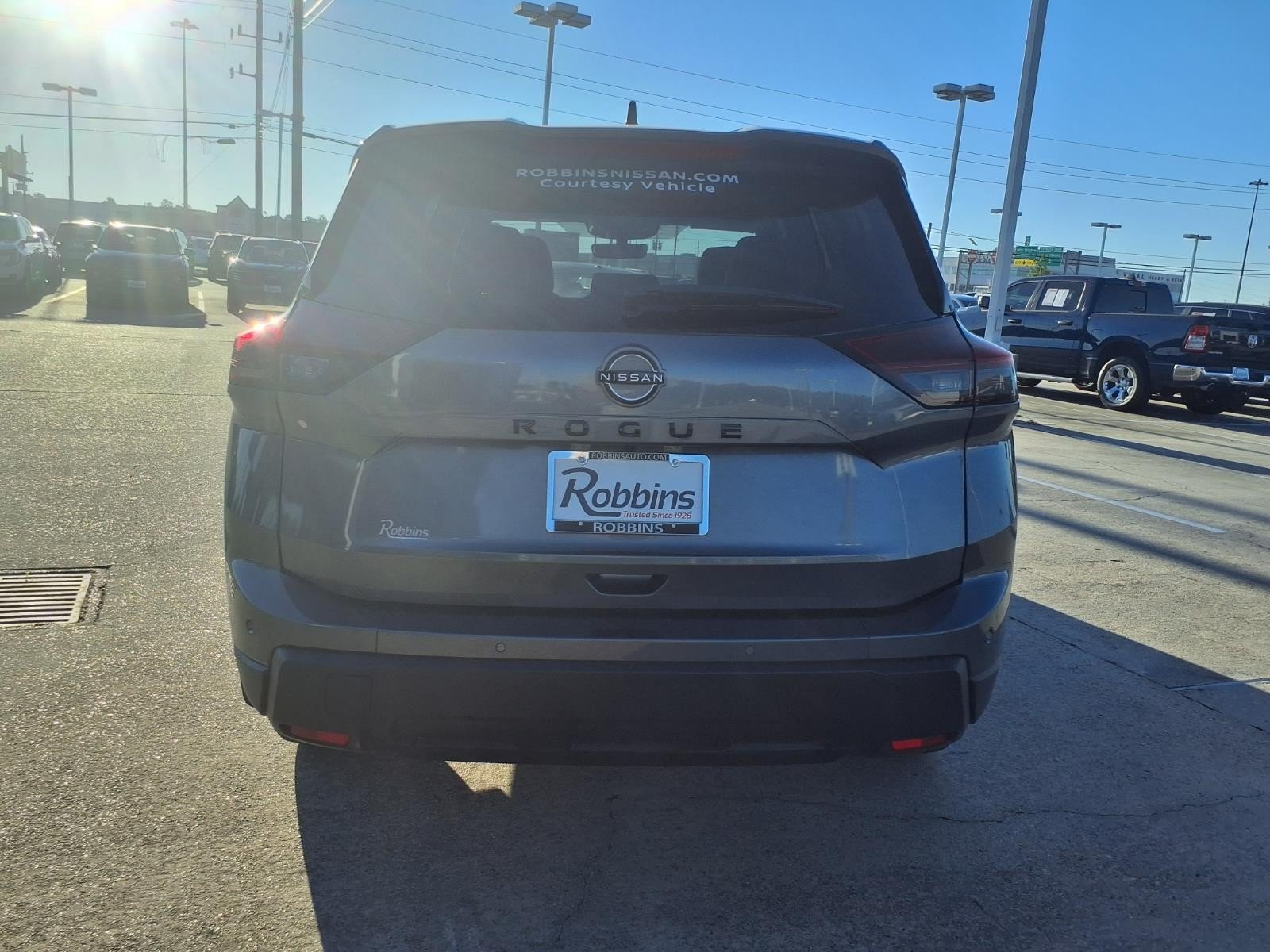 2026 Nissan Rogue photo 9 of 28