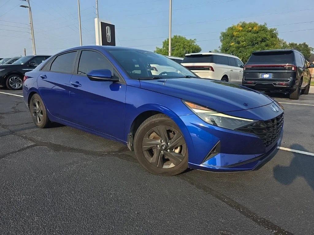 Used 2023 Intense Blue Hyundai SEL image 1