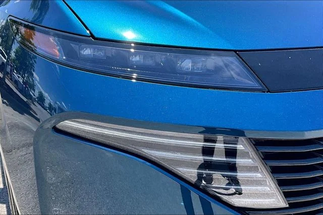 Used 2026 Blue Nissan Platinum image 31