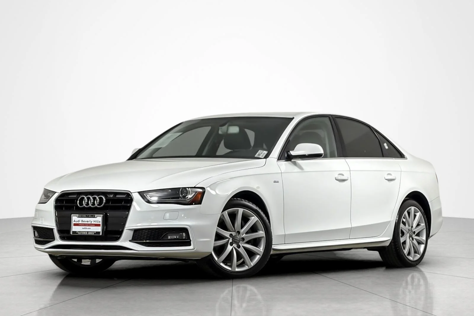 Used 2014 Ibis White Audi 4dr Sdn CVT FrontTrak 2.0T Premium image 1