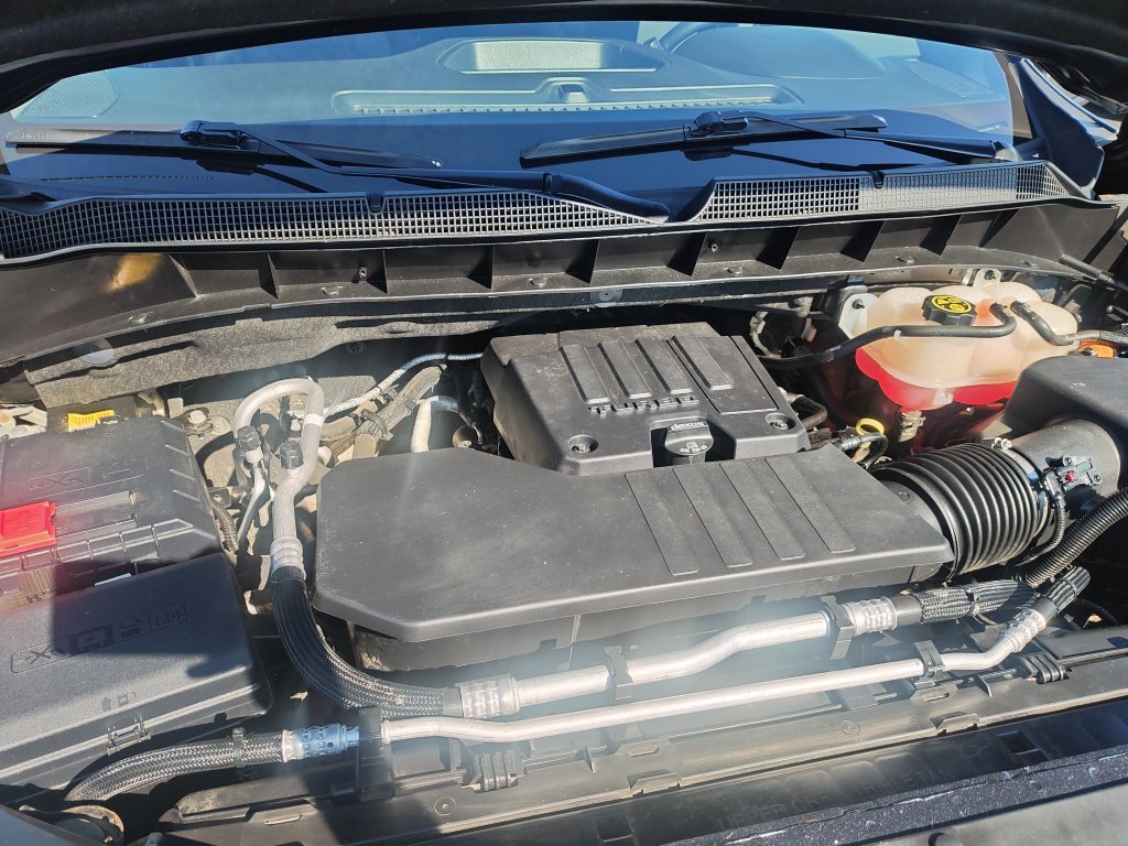 Used 2022 Gray Chevrolet LT image 25