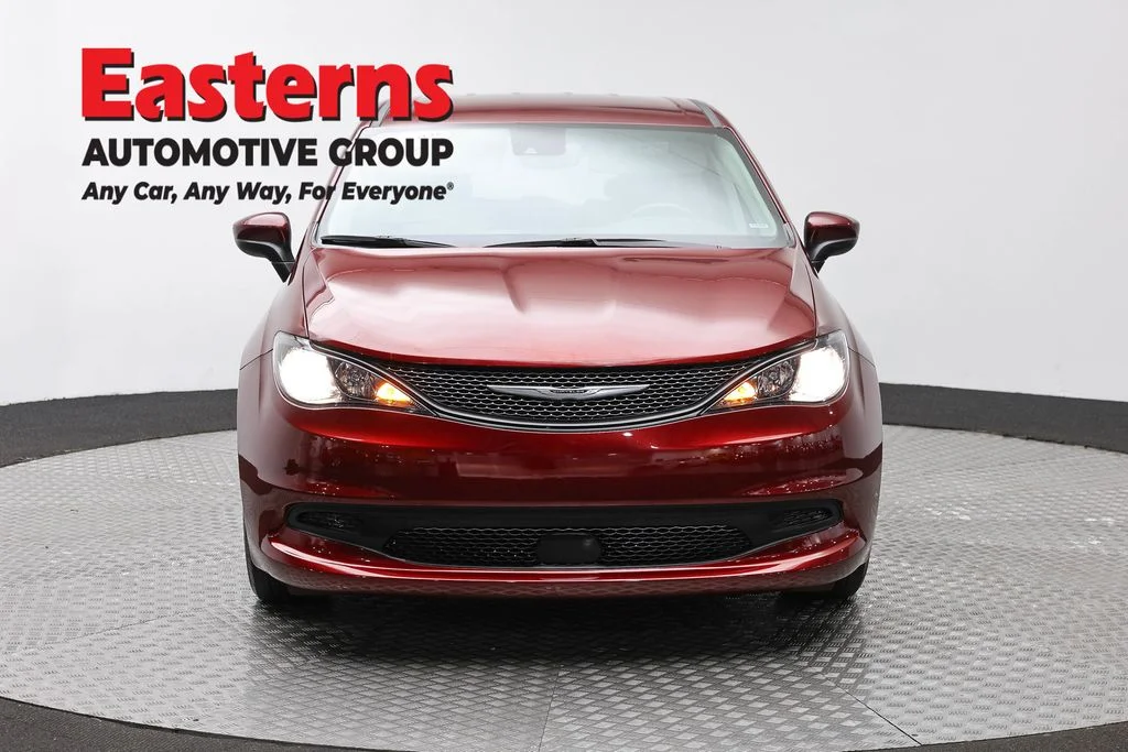 Used 2023 Red Chrysler LX image 2