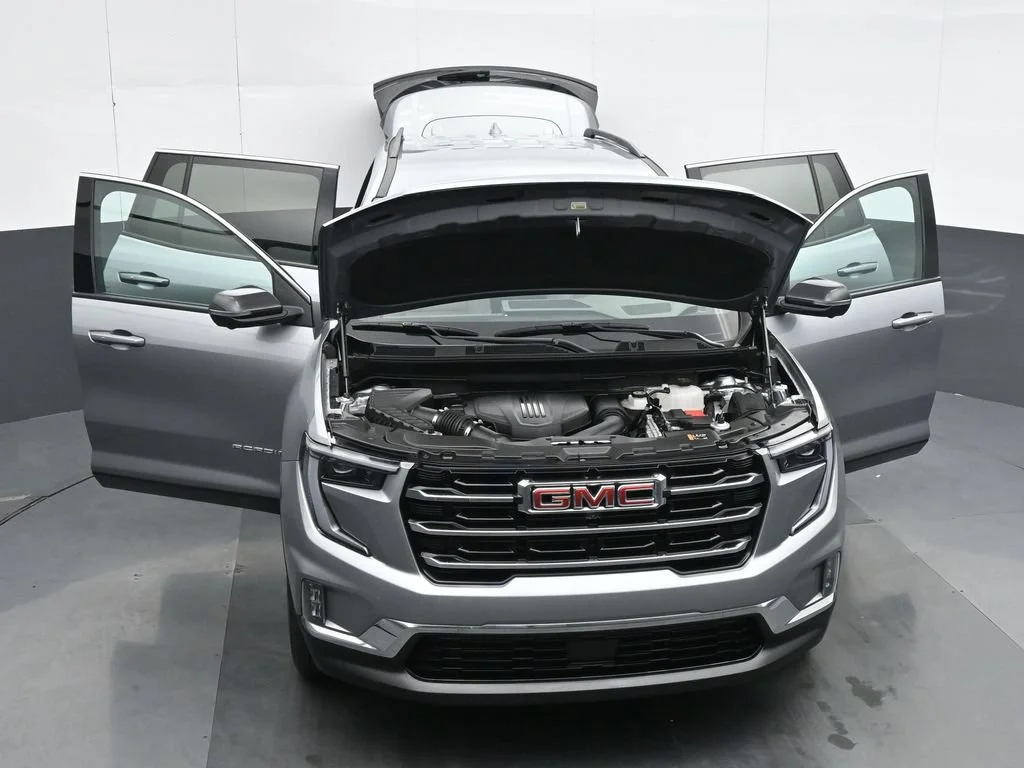 Used 2026 Silver GMC Elevation image 35