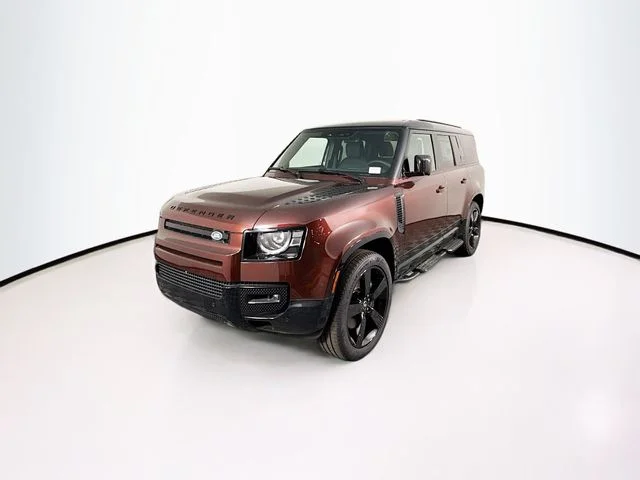 2025 Land Rover Defender 130 X-Dynamic SE P400's photo