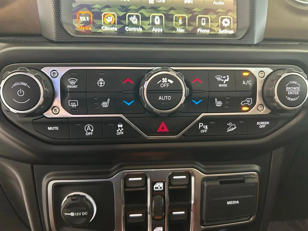 Used 2021 Black Jeep Unlimited Rubicon image 54