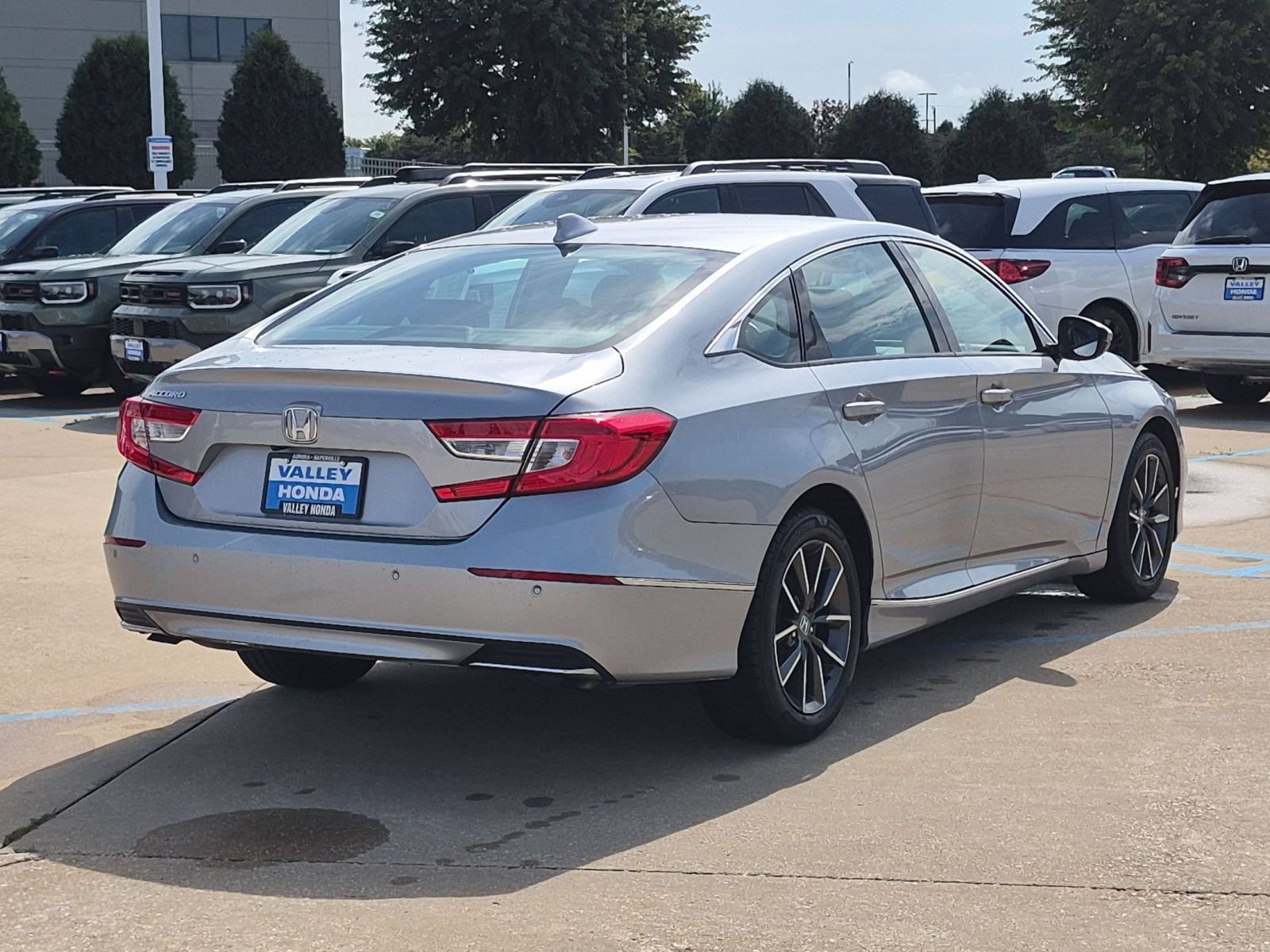 2022 Honda Accord EX-L - Photo 7