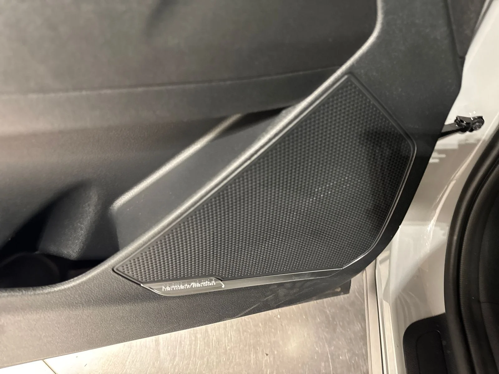 New 2026 Gray Kia SX-Prestige image 19