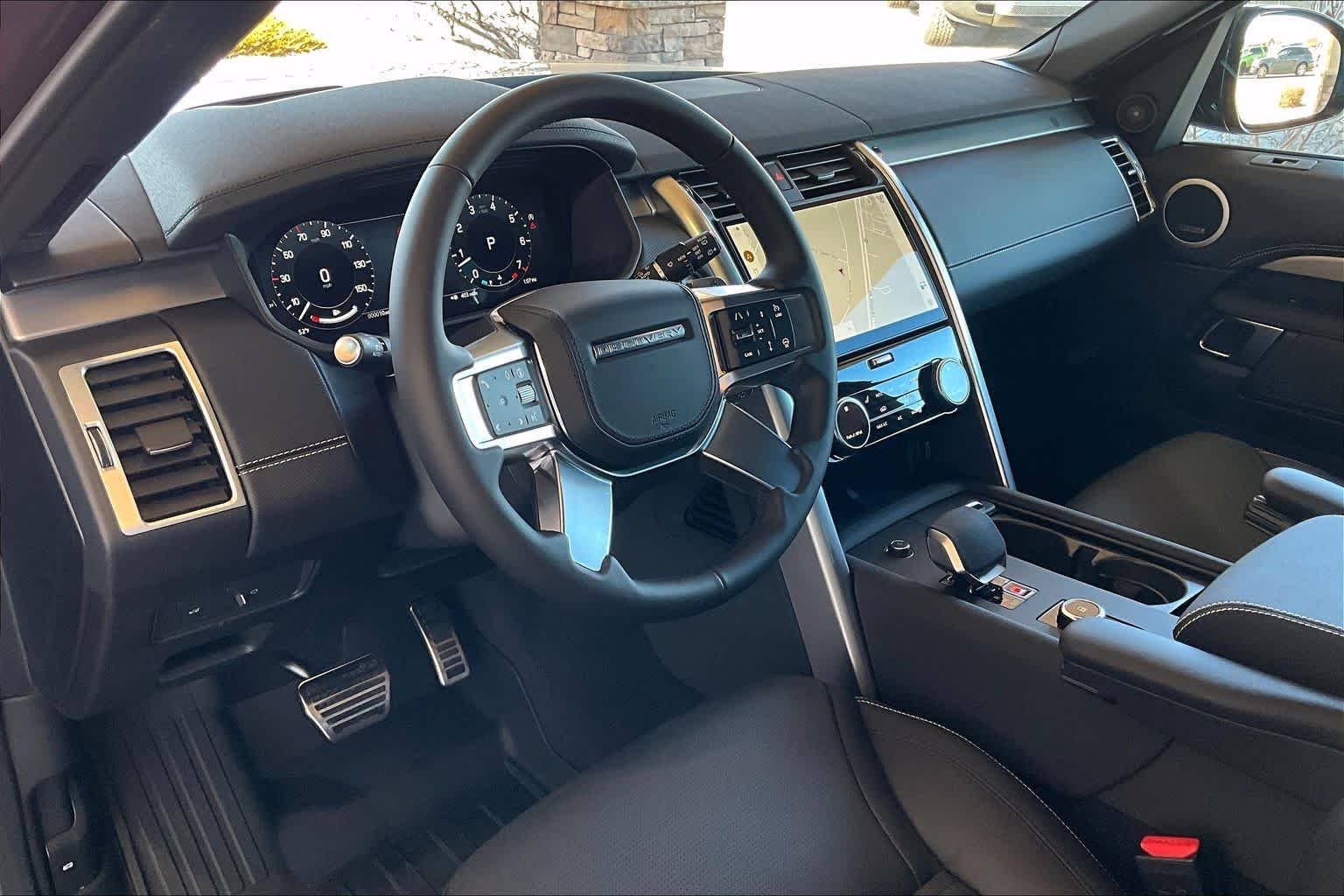New 2026 Sedona Red Metallic Land Rover Gemini Edition image 8