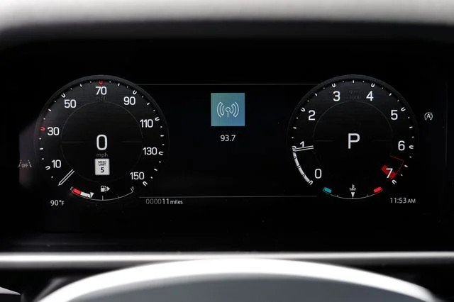 New 2026  Land Rover X-Dynamic SE image 24