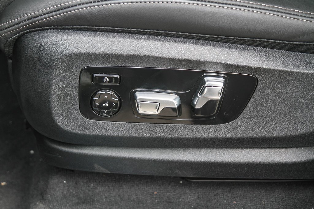 2026 BMW X7 ALPINA XB7 - Photo 19