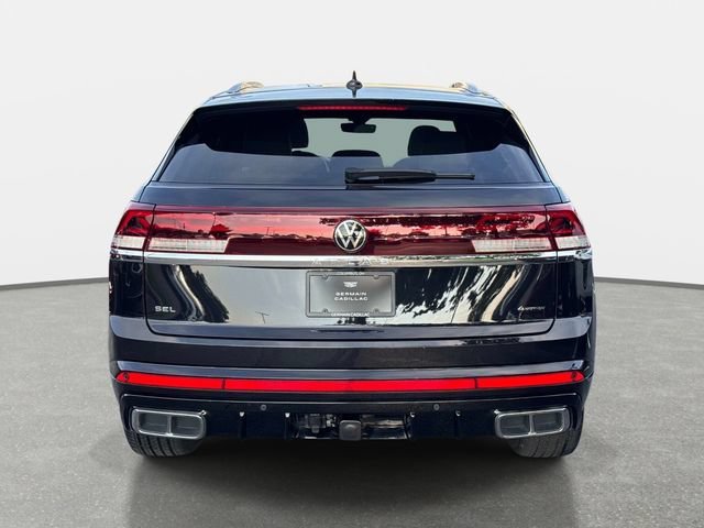 Used 2024  Volkswagen 2.0T SEL Premium R-Line image 4