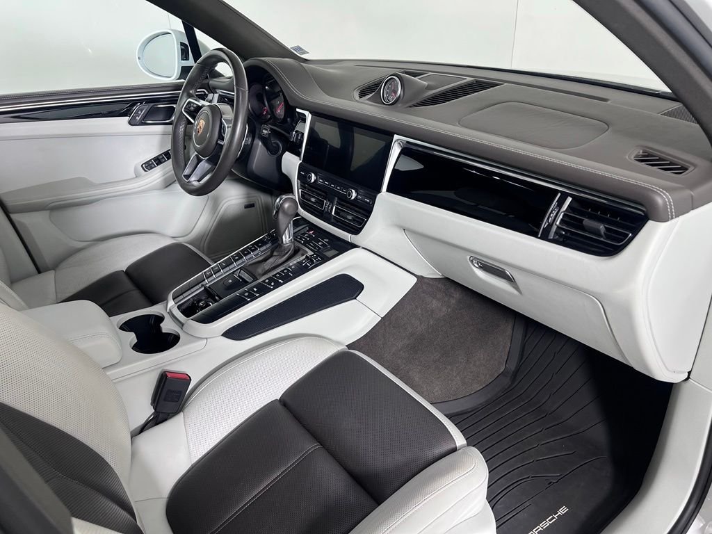 Used 2020 White Porsche S image 18