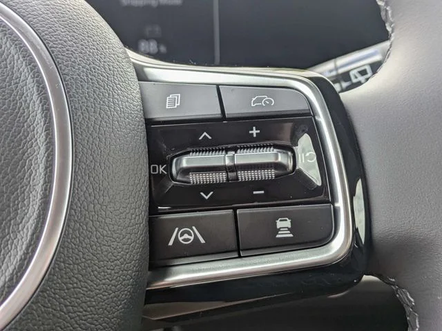 New 2026 Ceramic Silver Kia SX Prestige image 28