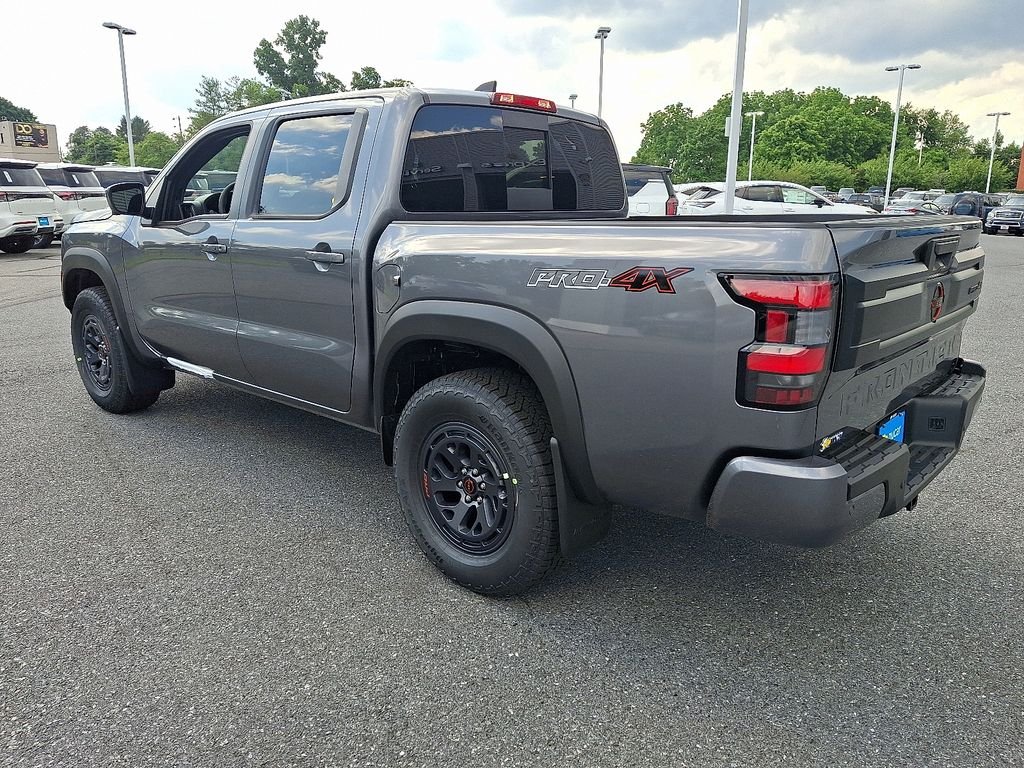 2026 Nissan Frontier — photo 3
