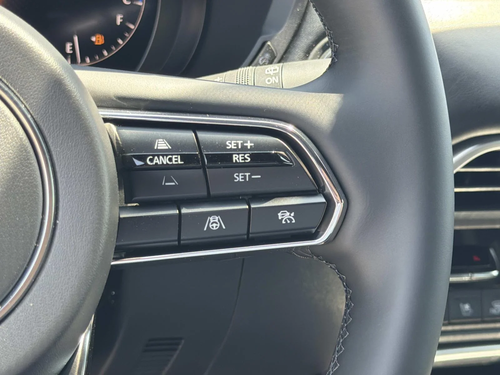 New 2026 Rhodium White Premium Mazda 3.3 Turbo Premium Plus AWD image 10