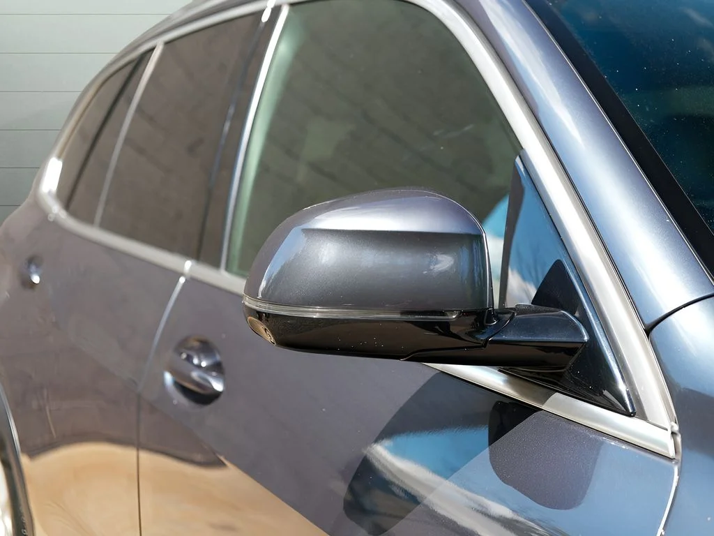 Used 2019 Gray BMW xDrive40i image 18