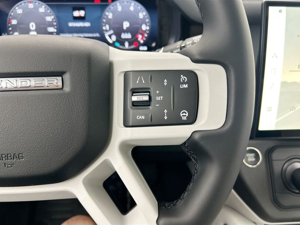2026 Land Rover Defender X-Dynamic SE - Photo 12
