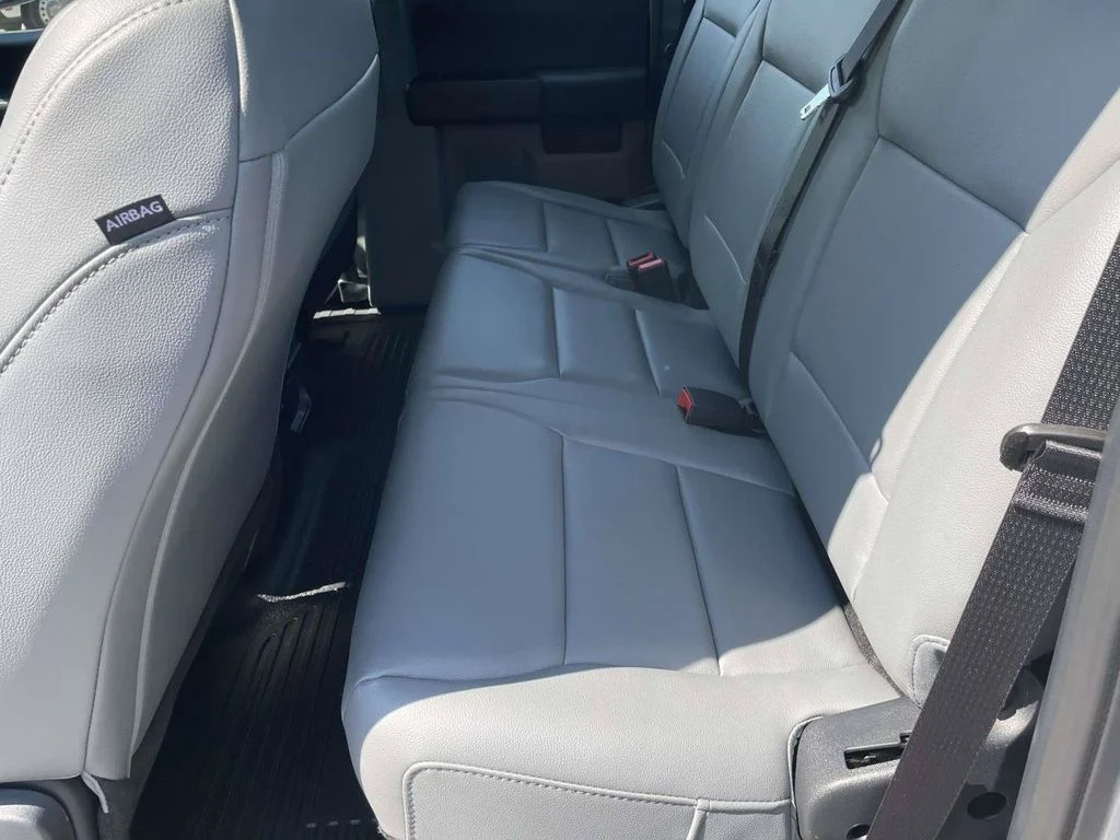 New 2026 Oxford White Ford XL image 12