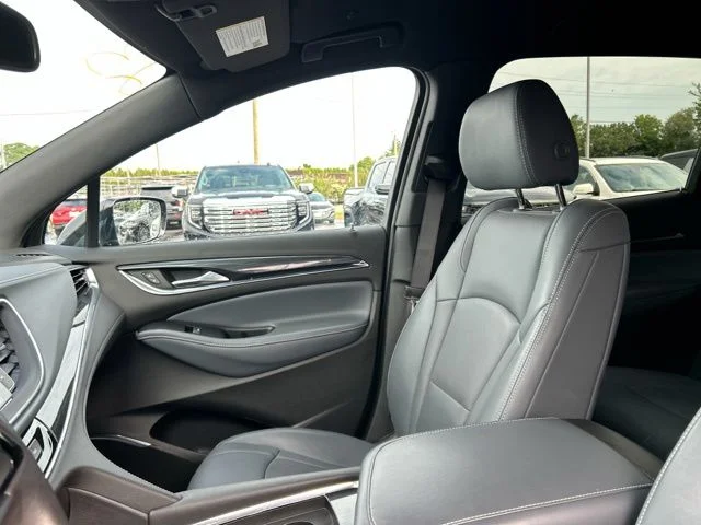 Used 2023 Black Buick Essence image 36