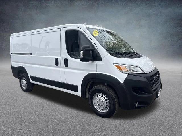 Used 2025 White Ram Base image 11