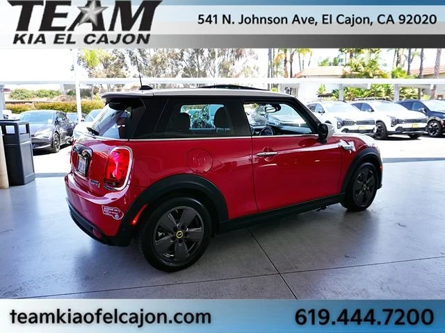 Used 2024 Red MINI Iconic image 10