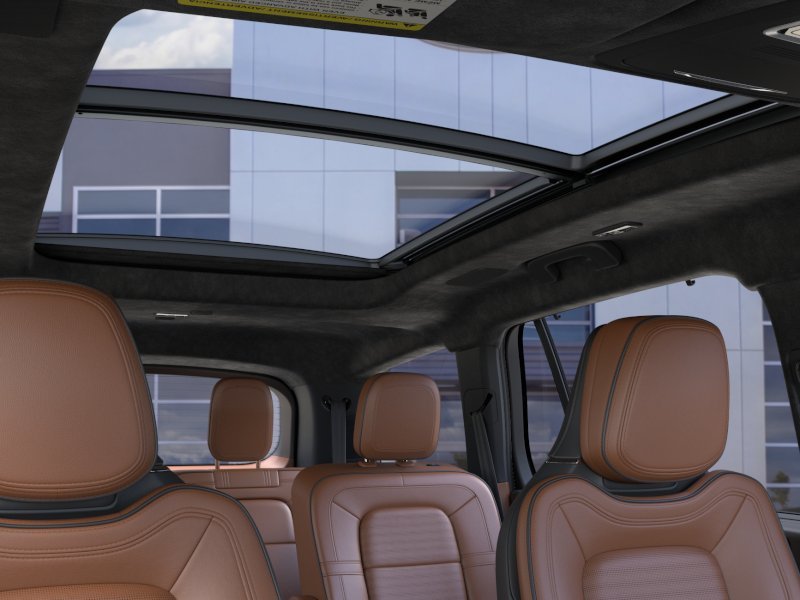 New 2026 Pristine White Metallic Tri-Coat Lincoln Black Label™ image 51