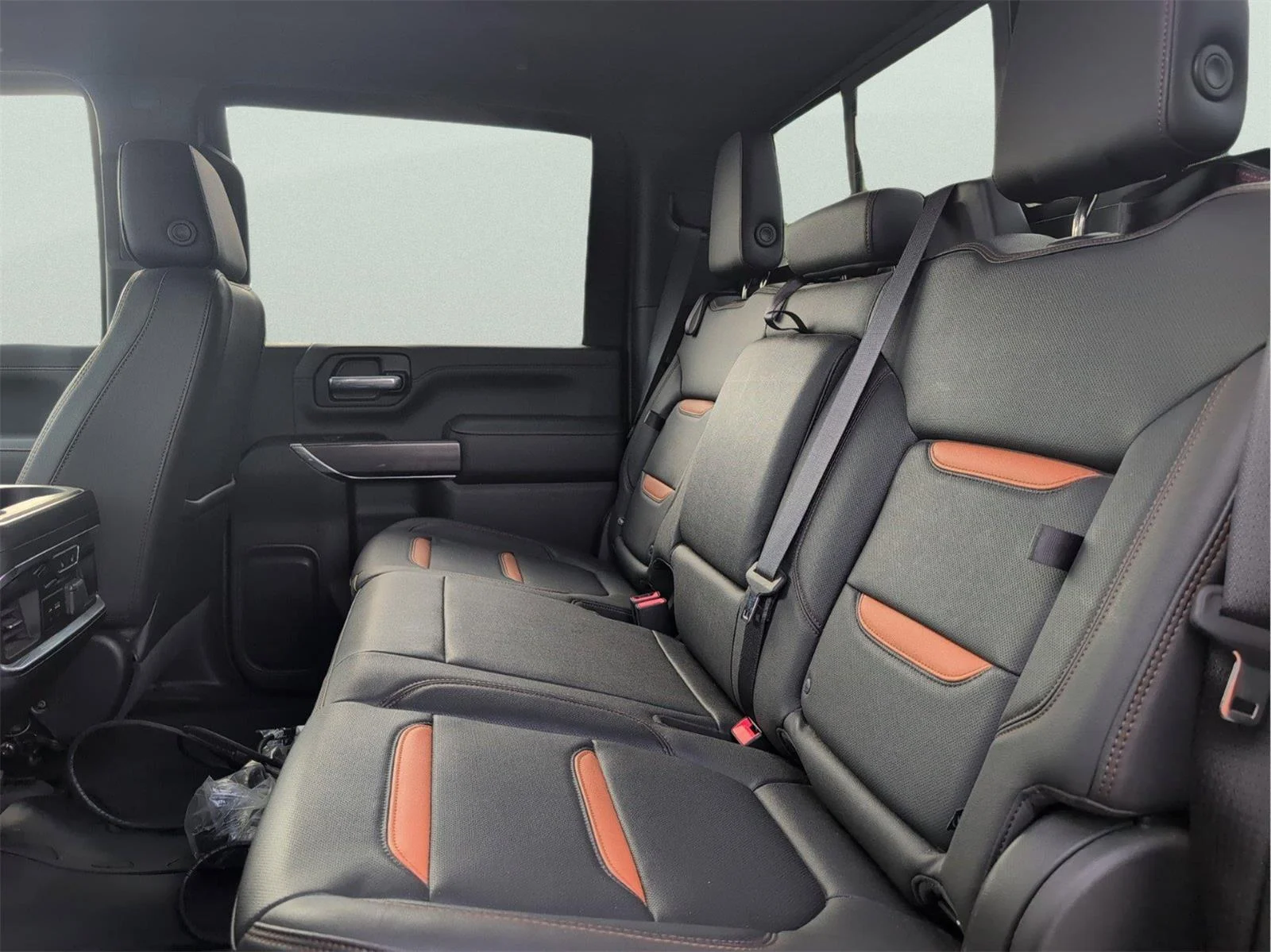 Used 2023 Forest Metallic GMC AT4 image 31