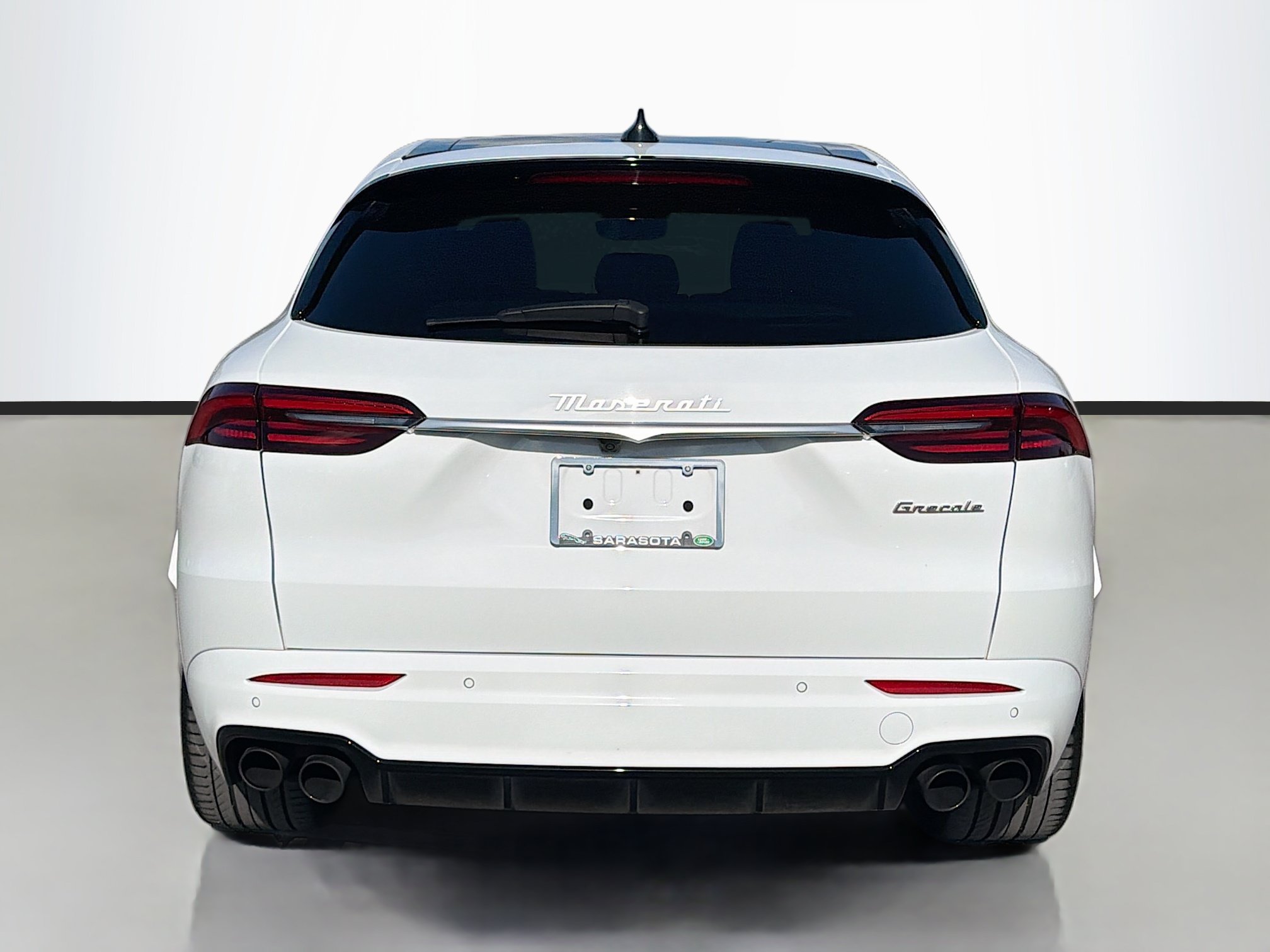 Used 2023 Bianco Maserati Modena image 4