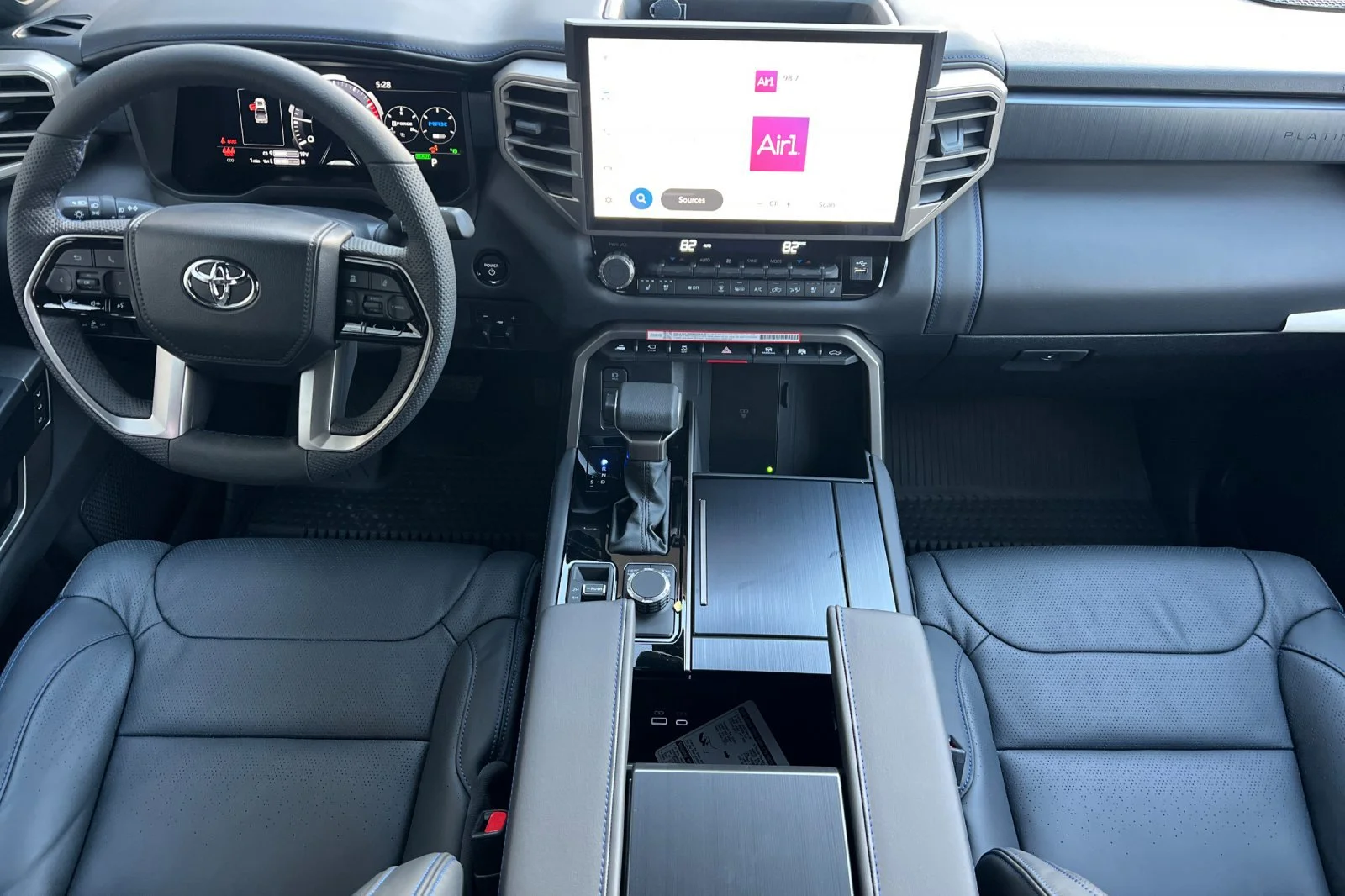 2026 Toyota Tundra Platinum - Photo 10