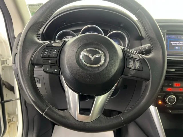 Used 2013 White Mazda Grand Touring image 20