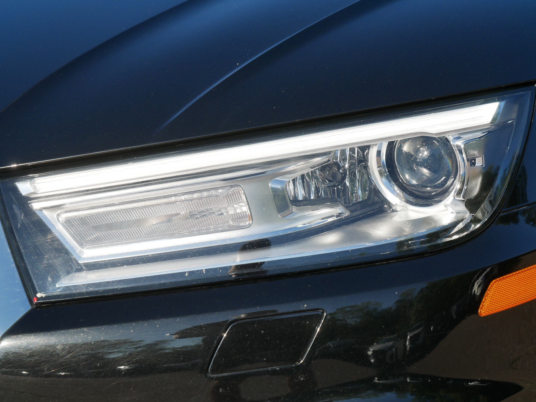 Used 2018 Black Audi Premium image 16