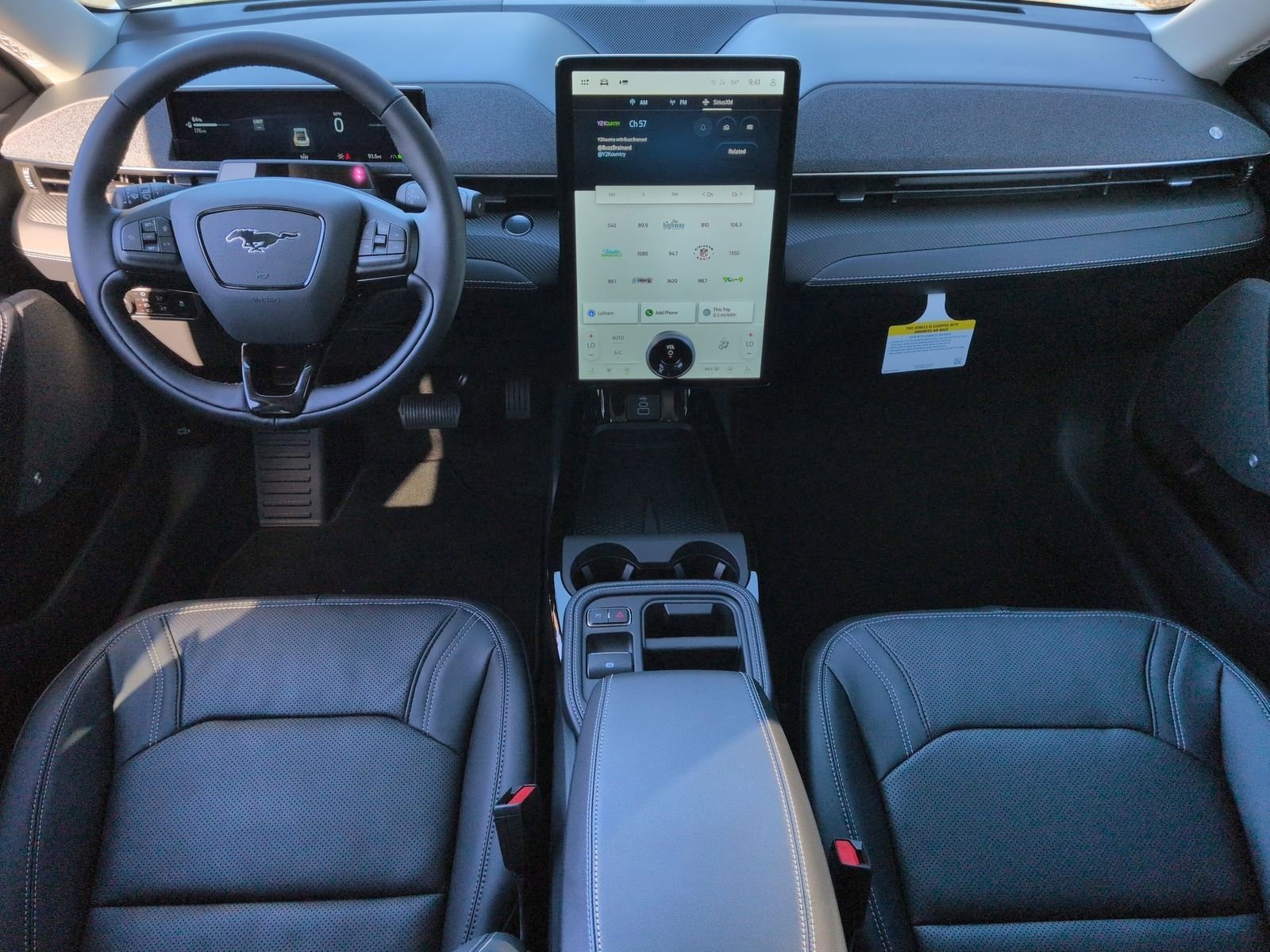 2025 Ford Mustang Mach-E Premium - Photo 16