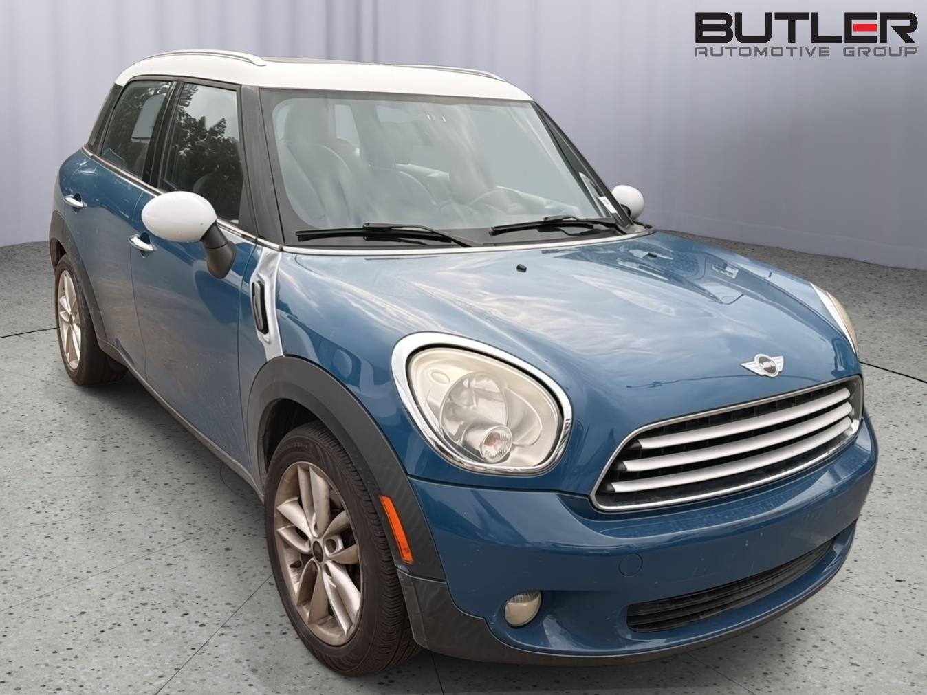 Used 2011 Surf Blue MINI Base image 5