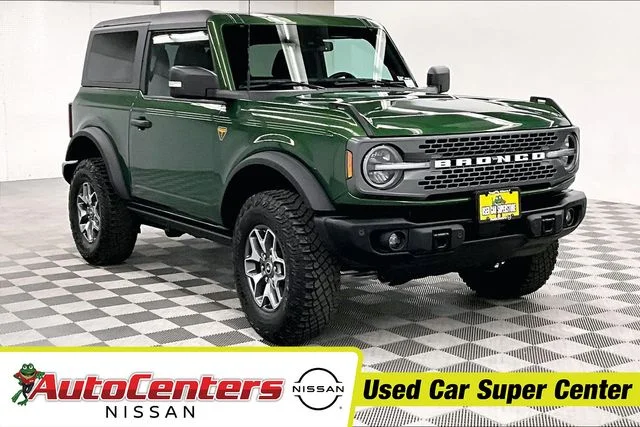 2025 Ford Bronco Badlands 4x4's photo