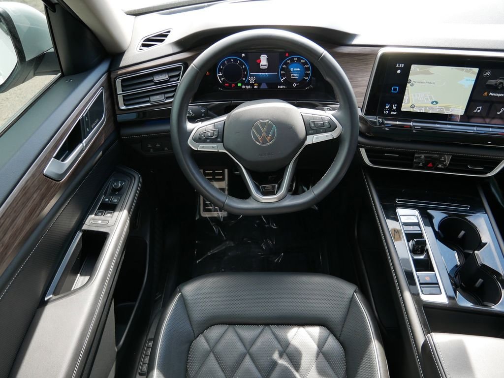 Certified Used 2024  Volkswagen 2.0T SEL Premium R-Line image 12