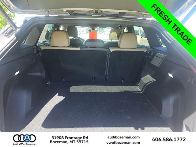Used 2024 Silver Volkswagen 2.0T SE w/Technology image 10
