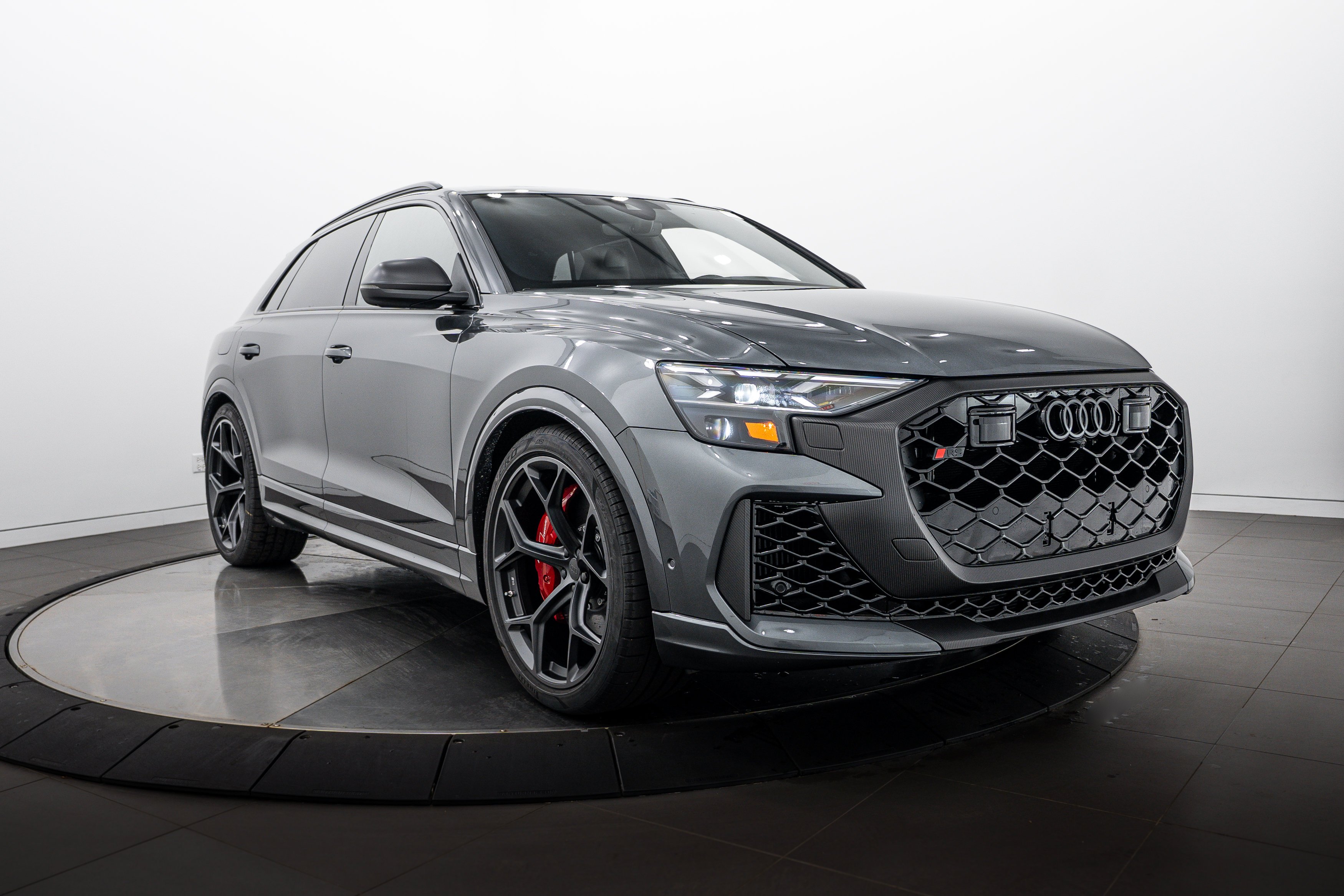 New 2026 Daytona Gray Audi performance image 2