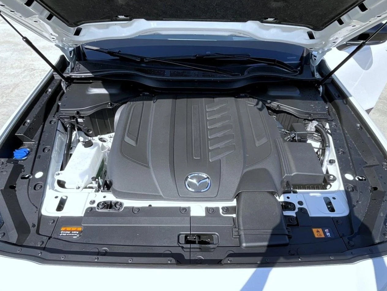 New 2026 White Mazda 3.3 Turbo Premium image 27