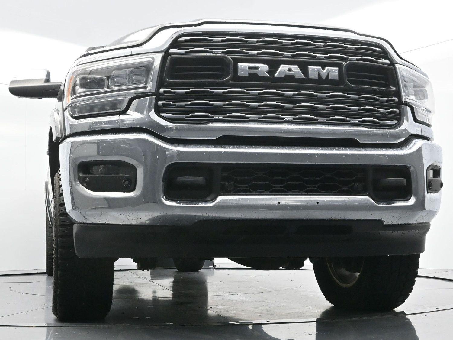 Used 2022 Diamond Black Crystal Pearlcoat Ram Limited image 43