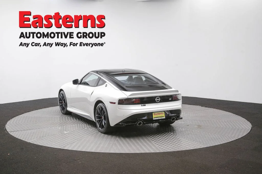 Used 2025 White Nissan Performance image 62