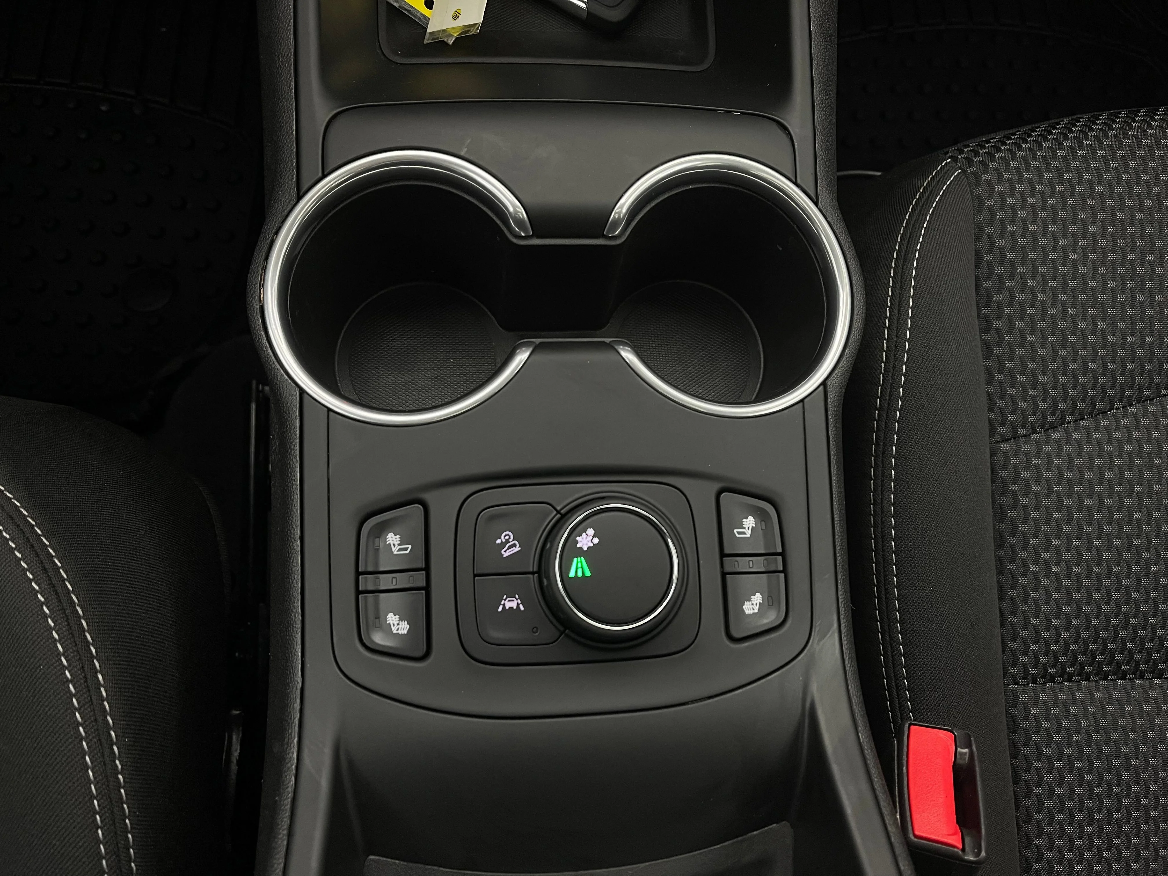 Used 2022 Ebony Twilight Metallic GMC SLE image 29