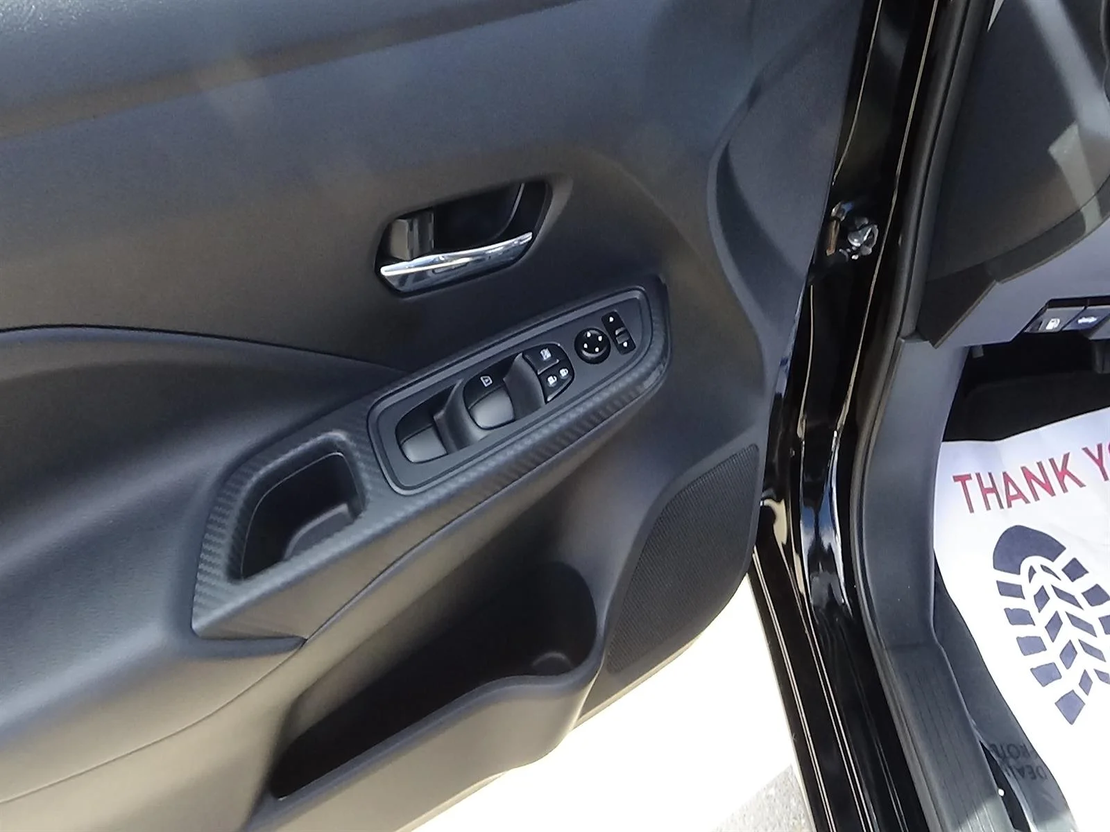 Used 2025 Super Black (kh3) Nissan SV image 14