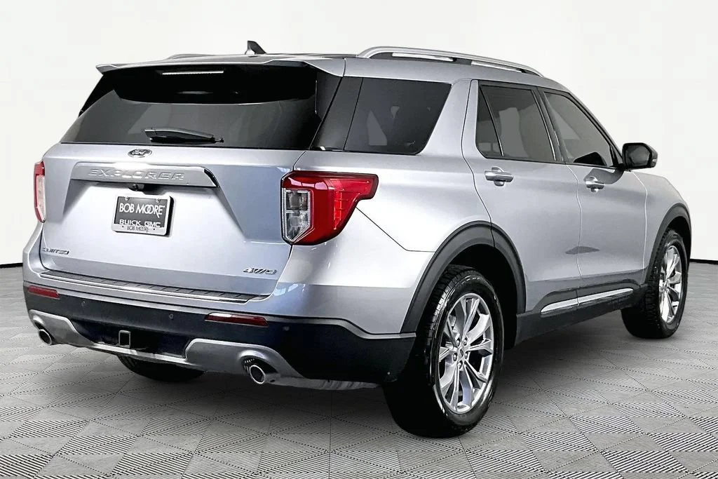 Certified Used 2023 Silver Ford Limited image 6