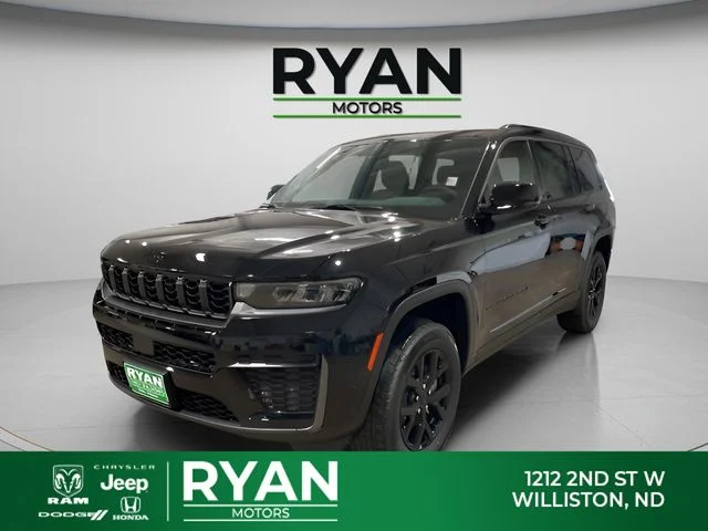 New 2026 Diamond Black Crystal Pearl-Coat Exterior Paint Jeep Laredo image 7